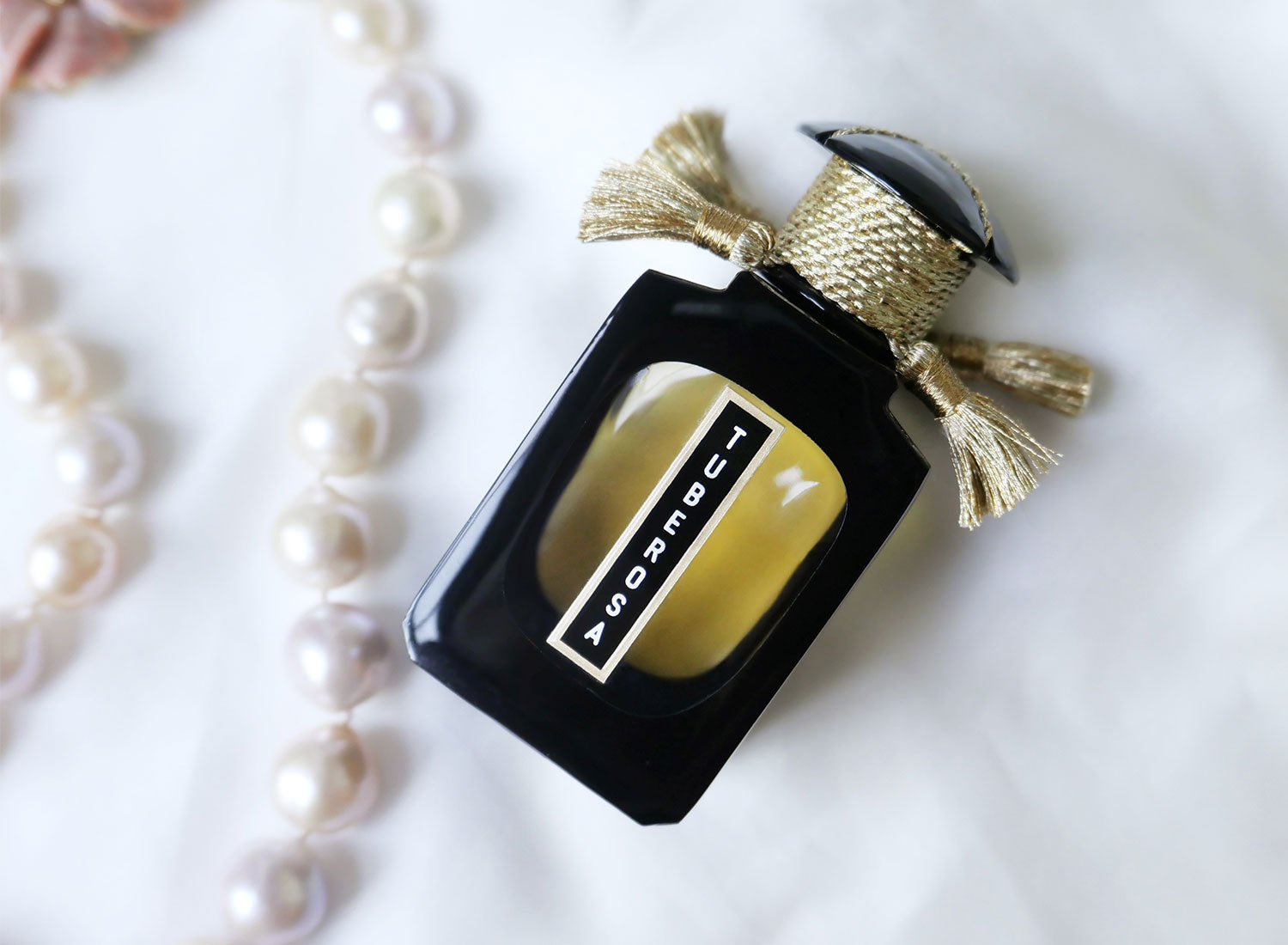 Cultus Artem Tuberosa fragrance bottle